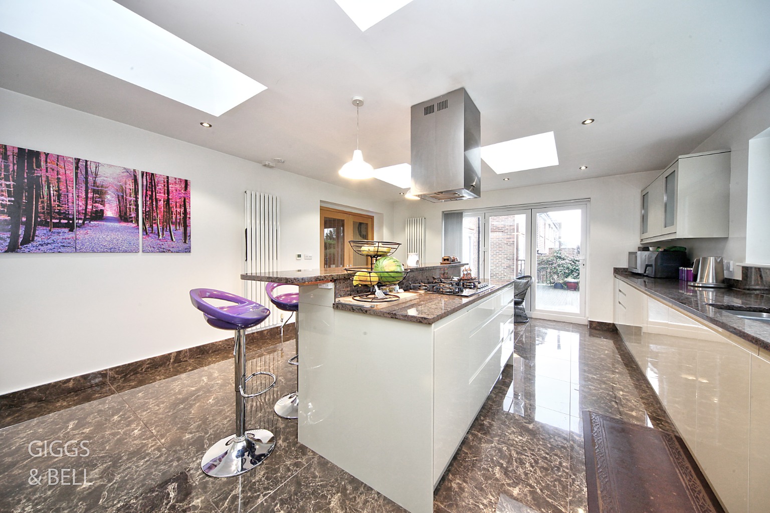 4 bed detached house for sale in Old Bedford Road, Luton  - Property Image 9