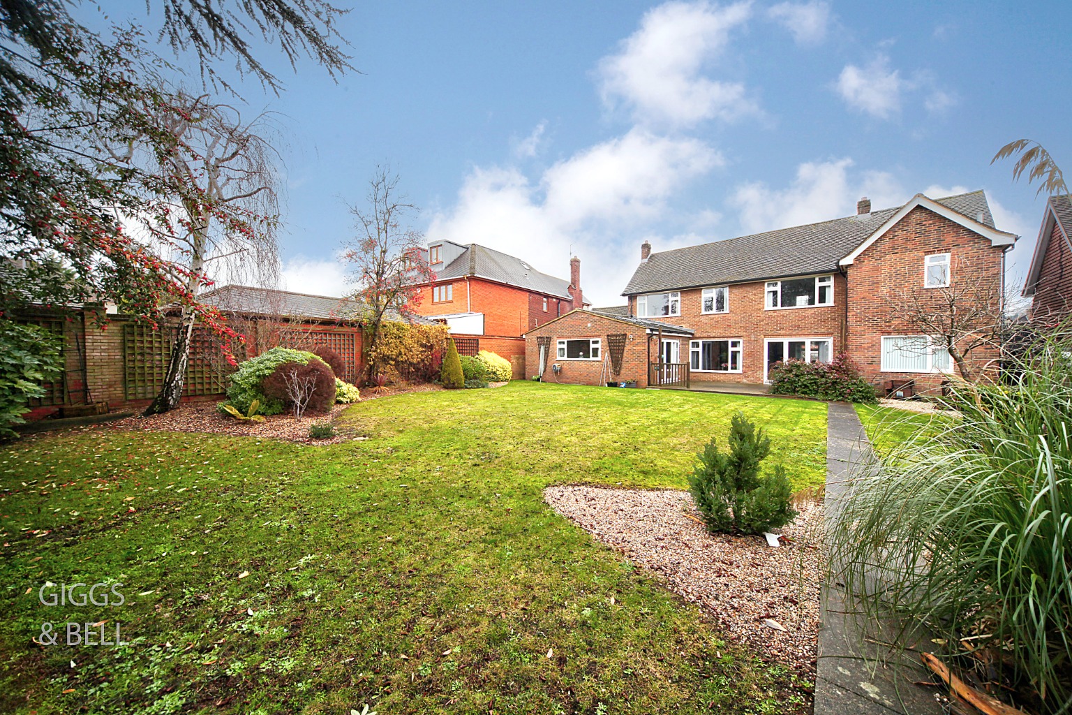 4 bed detached house for sale in Old Bedford Road, Luton  - Property Image 30