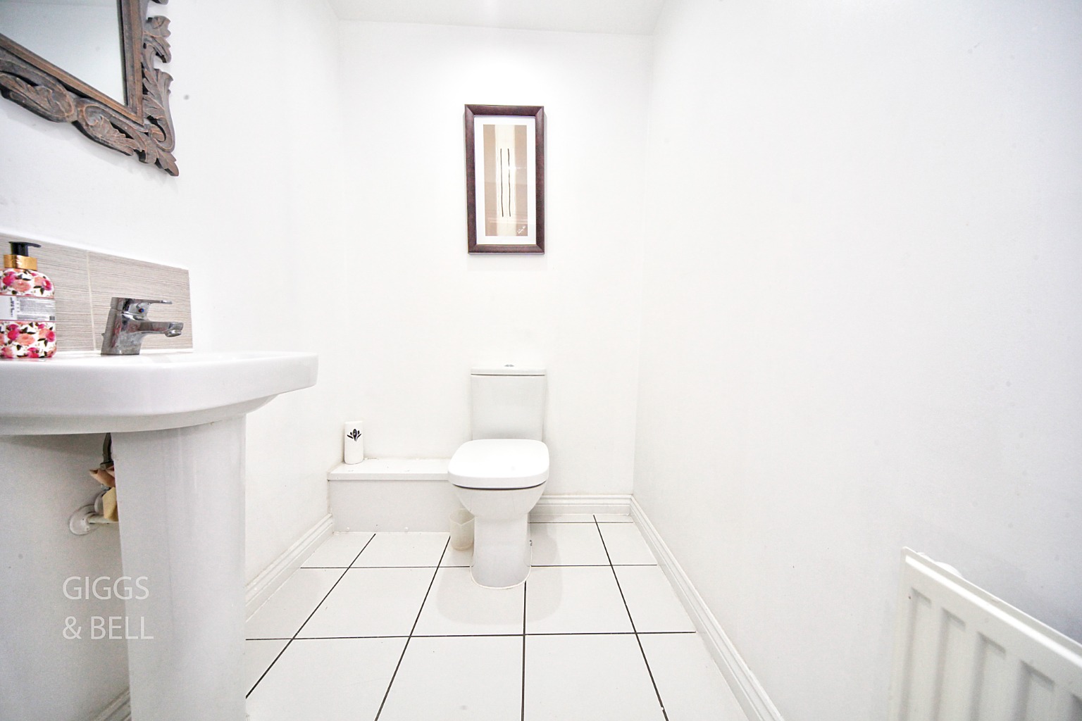 3 bed end of terrace house for sale in Abacot Grove, Bedfordshire  - Property Image 9