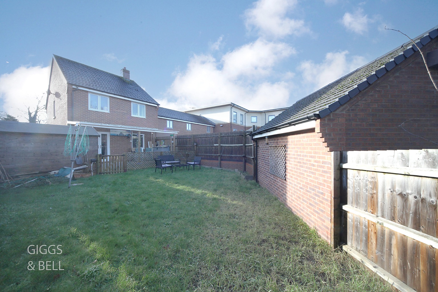 3 bed end of terrace house for sale in Abacot Grove, Bedfordshire  - Property Image 20