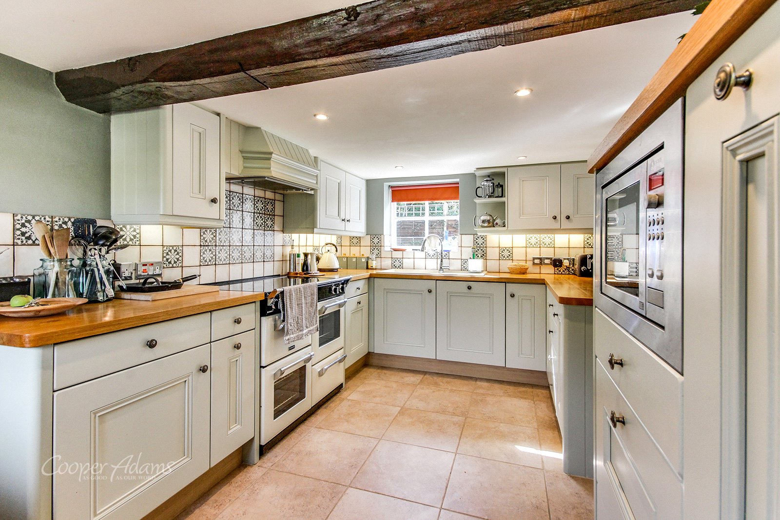 3 bed house for sale in High Street, Angmering 1