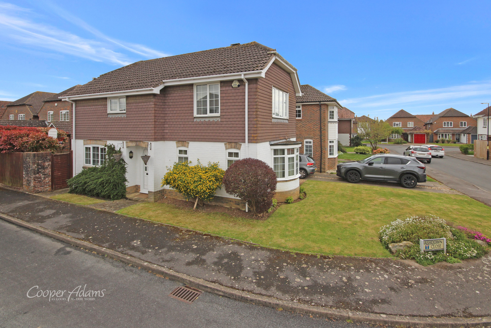 3 bed house for sale in Ashdown Close, Angmering  - Property Image 1