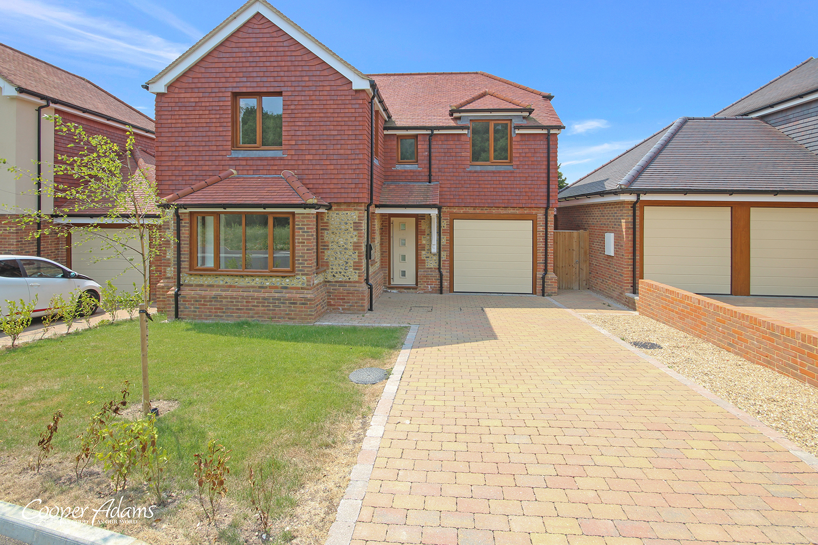 4 bed house for sale in Starling View, Arundel Road, Angmering 0