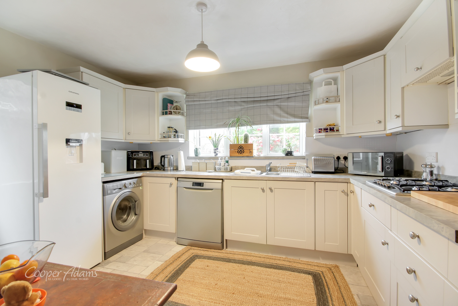 4 bed house for sale in Dappers Lane, Angmering 1