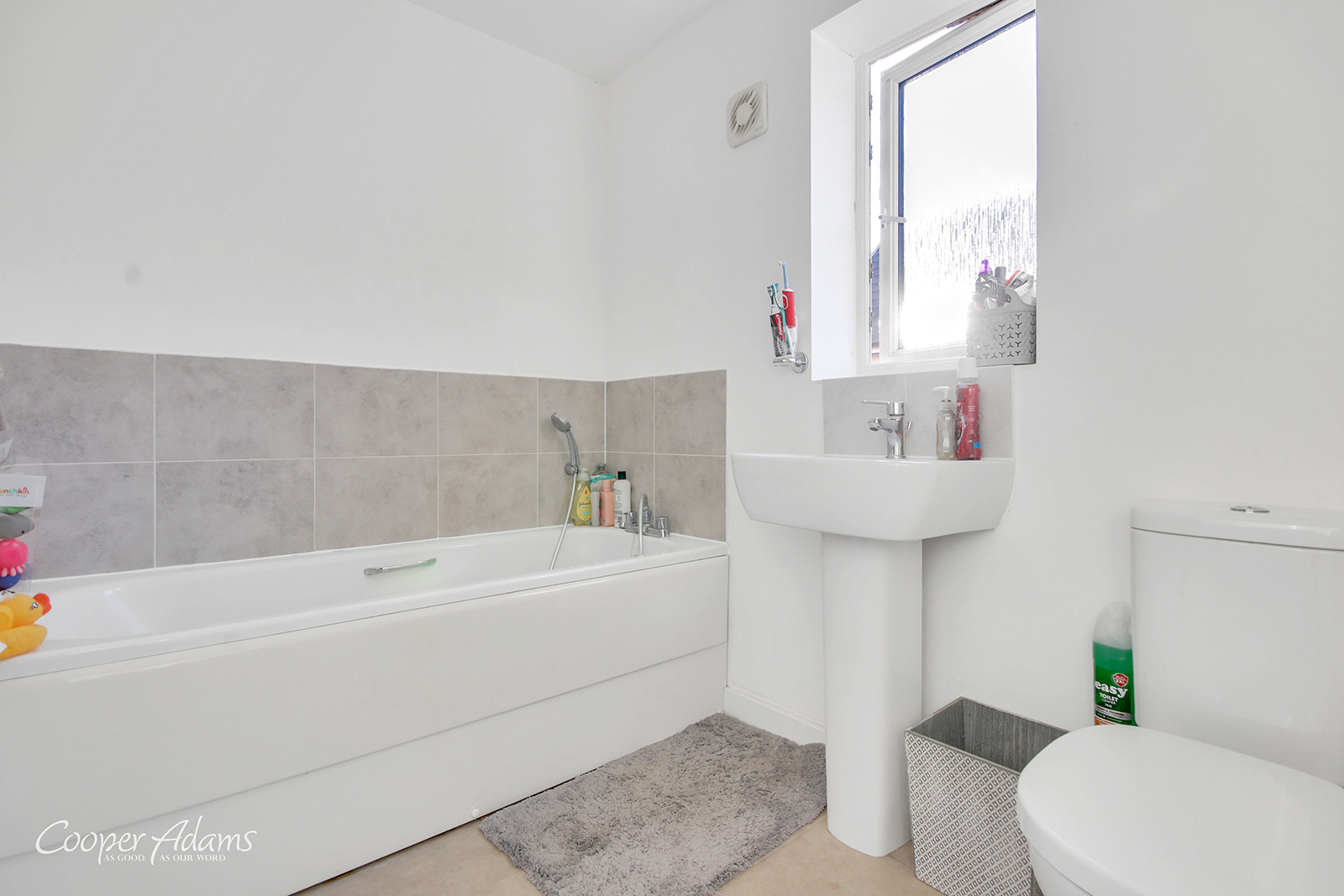 3 bed house for sale in Lobelia Drive, Worthing  - Property Image 9