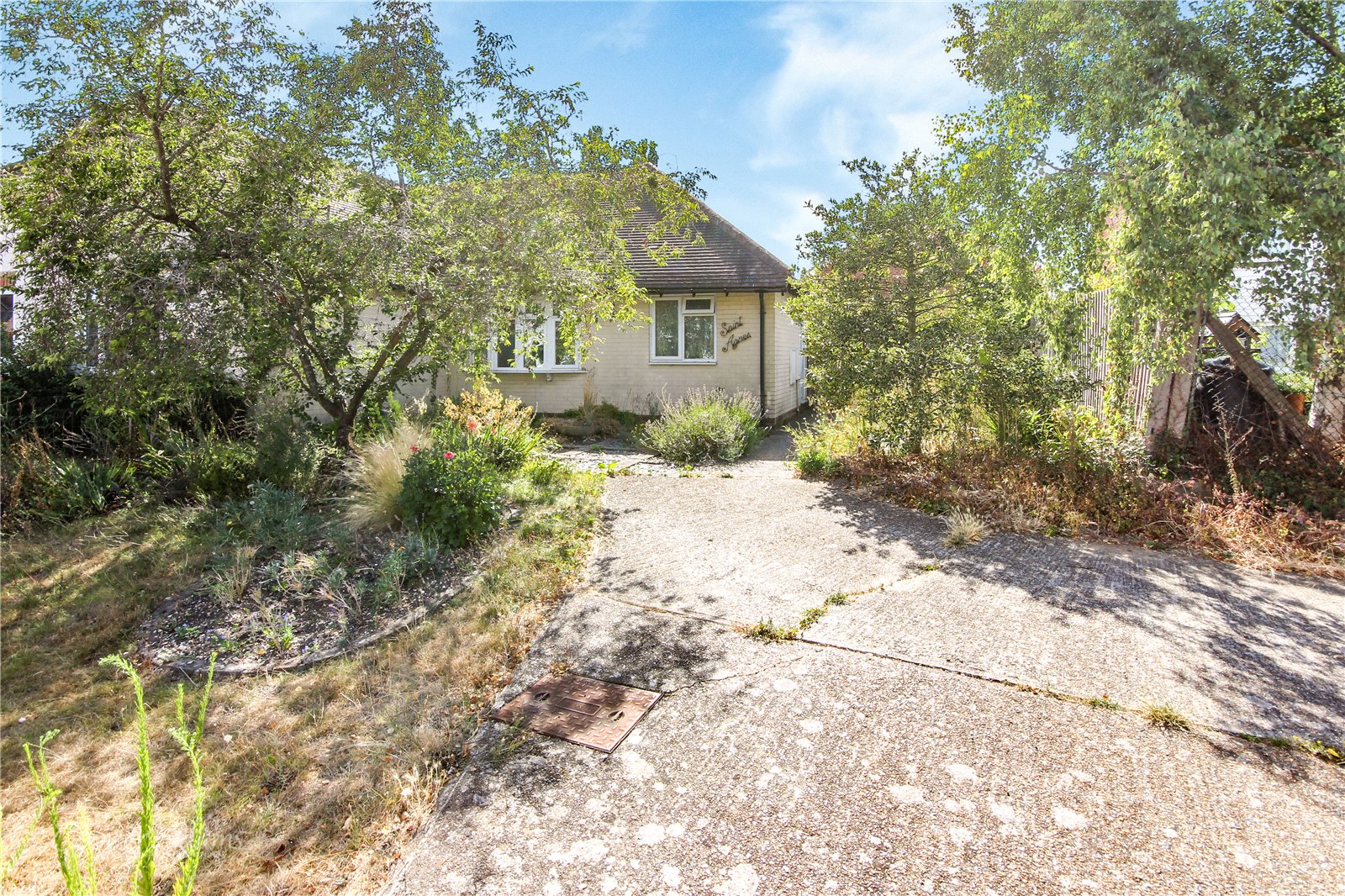 2 bed bungalow for sale in Arundel Road, Angmering  - Property Image 1