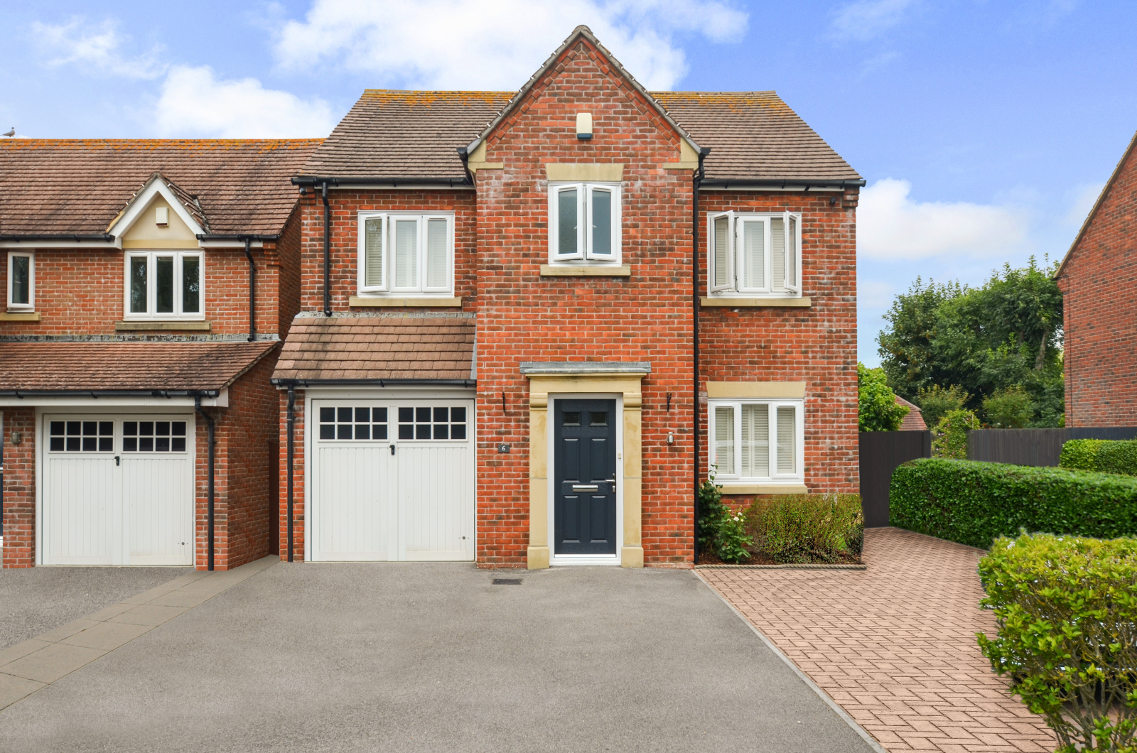 4 bed house for sale in Darlington Close, Angmering 0