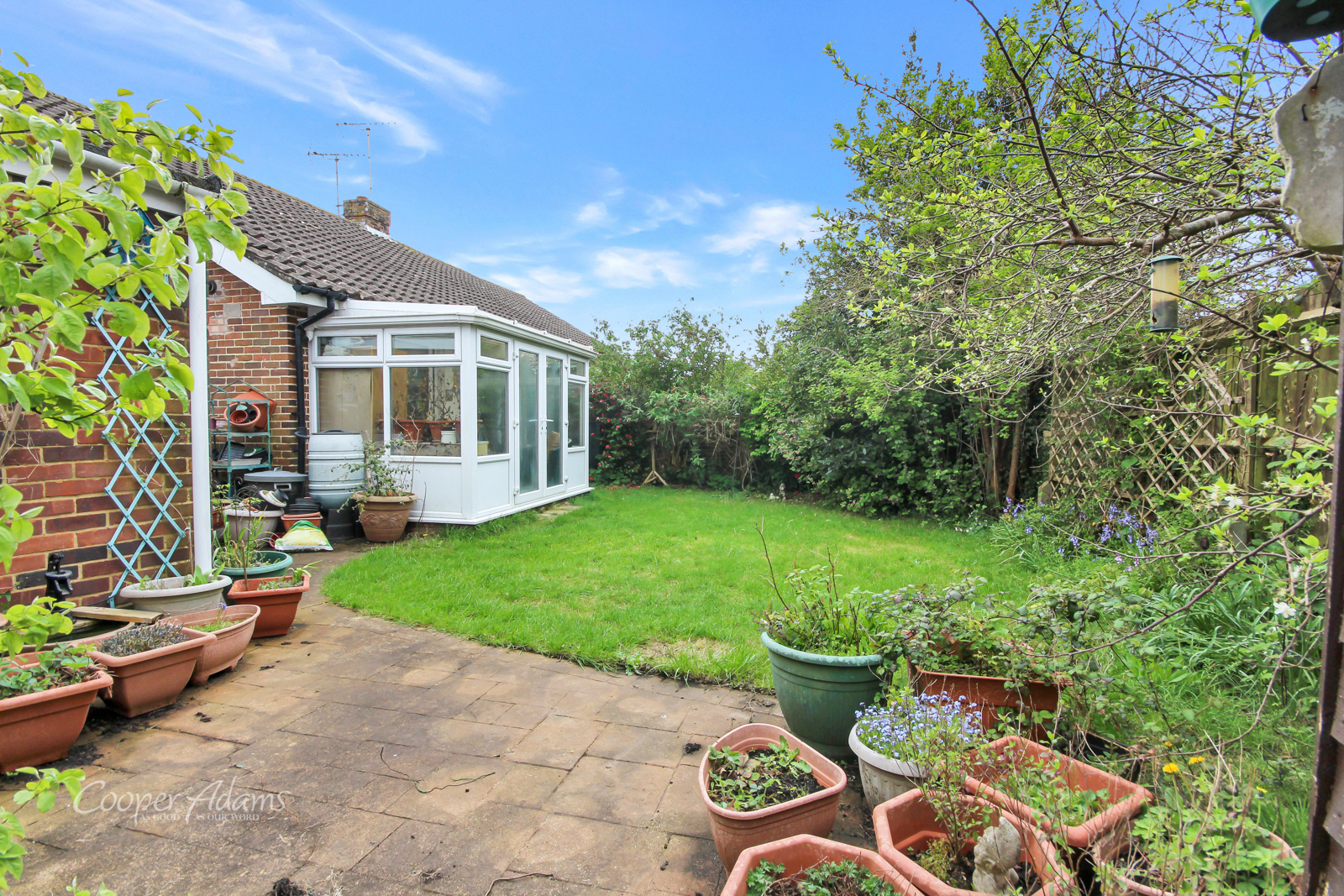 2 bed bungalow for sale in Furzefield Close, Angmering  - Property Image 1