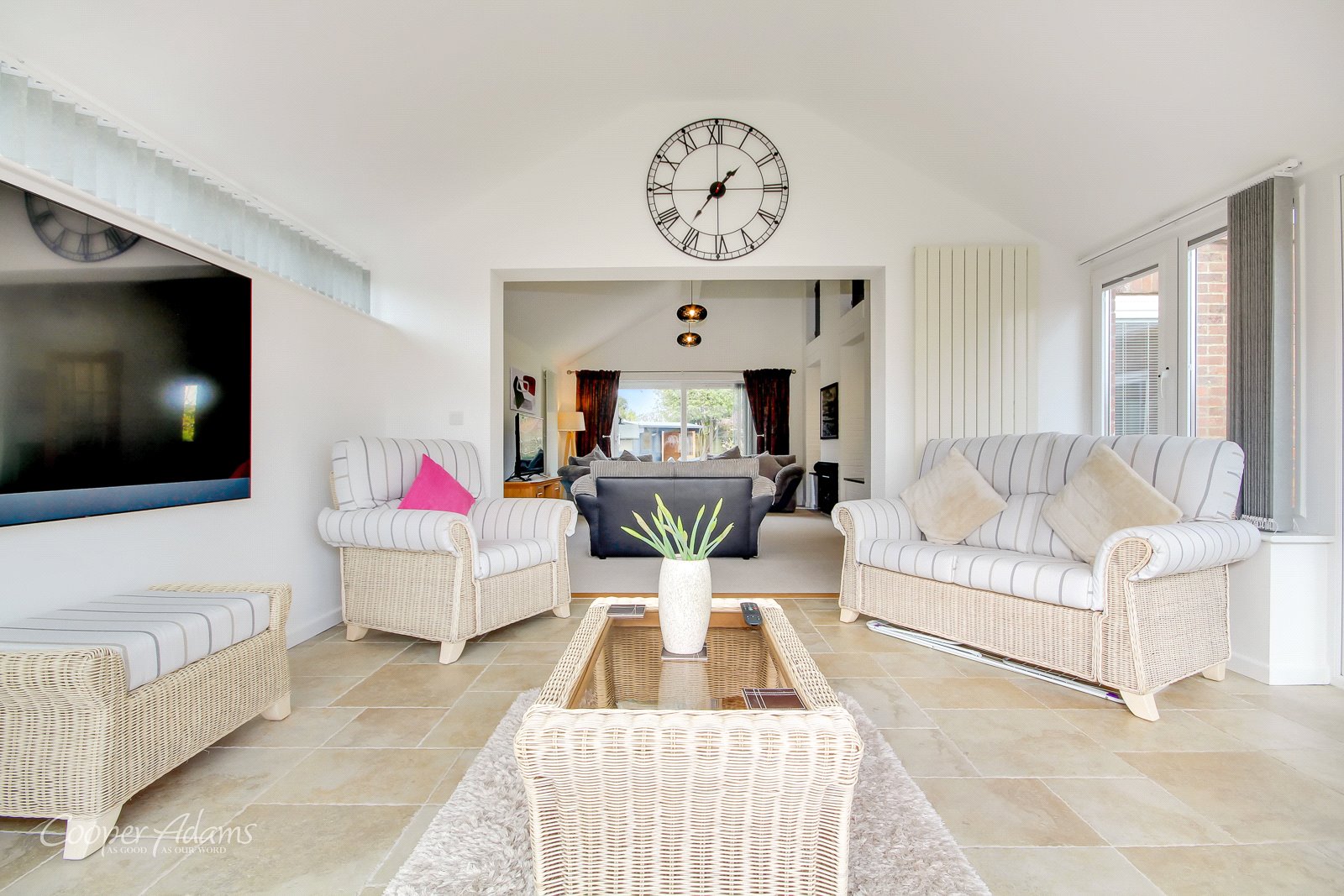 4 bed house for sale  - Property Image 6