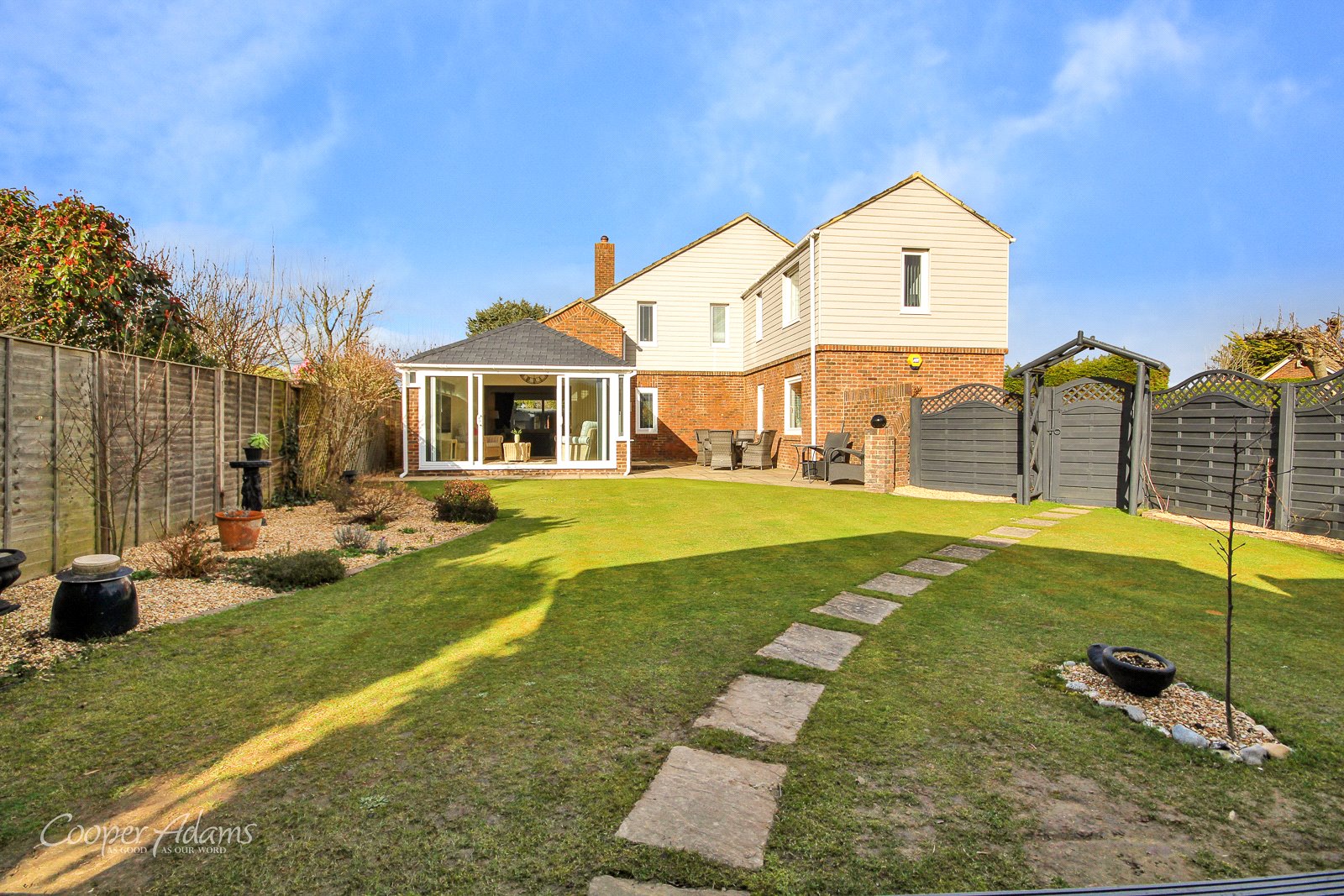 4 bed house for sale in West Mead, East Preston  - Property Image 18