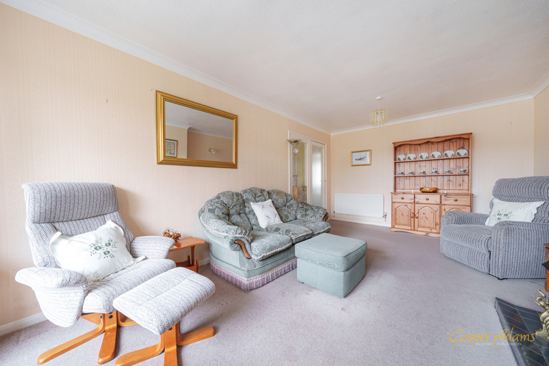 2 bed bungalow for sale in Saxon Close, East Preston  - Property Image 4