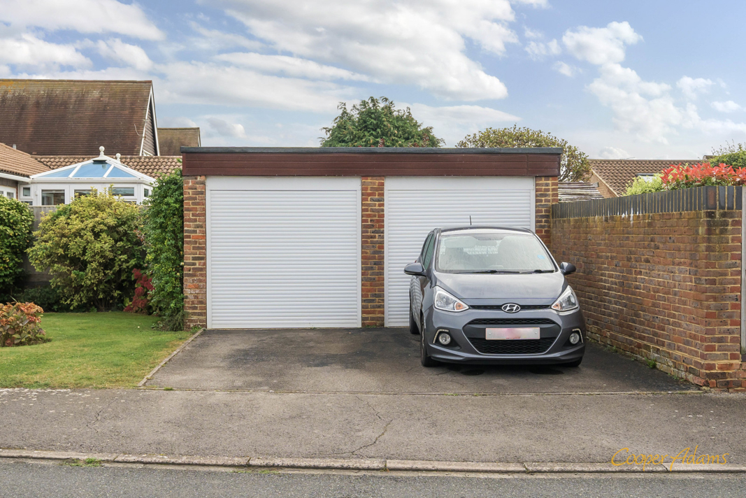 3 bed bungalow for sale in Brou Close, East Preston 12