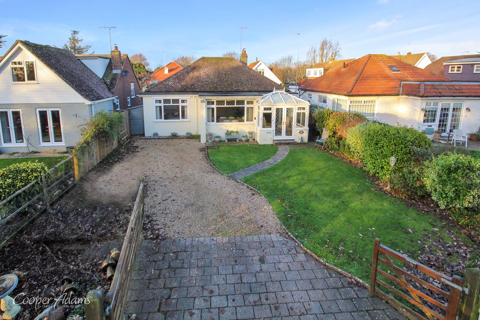 3 bed bungalow for sale in Little Paddocks, Ferring  - Property Image 1