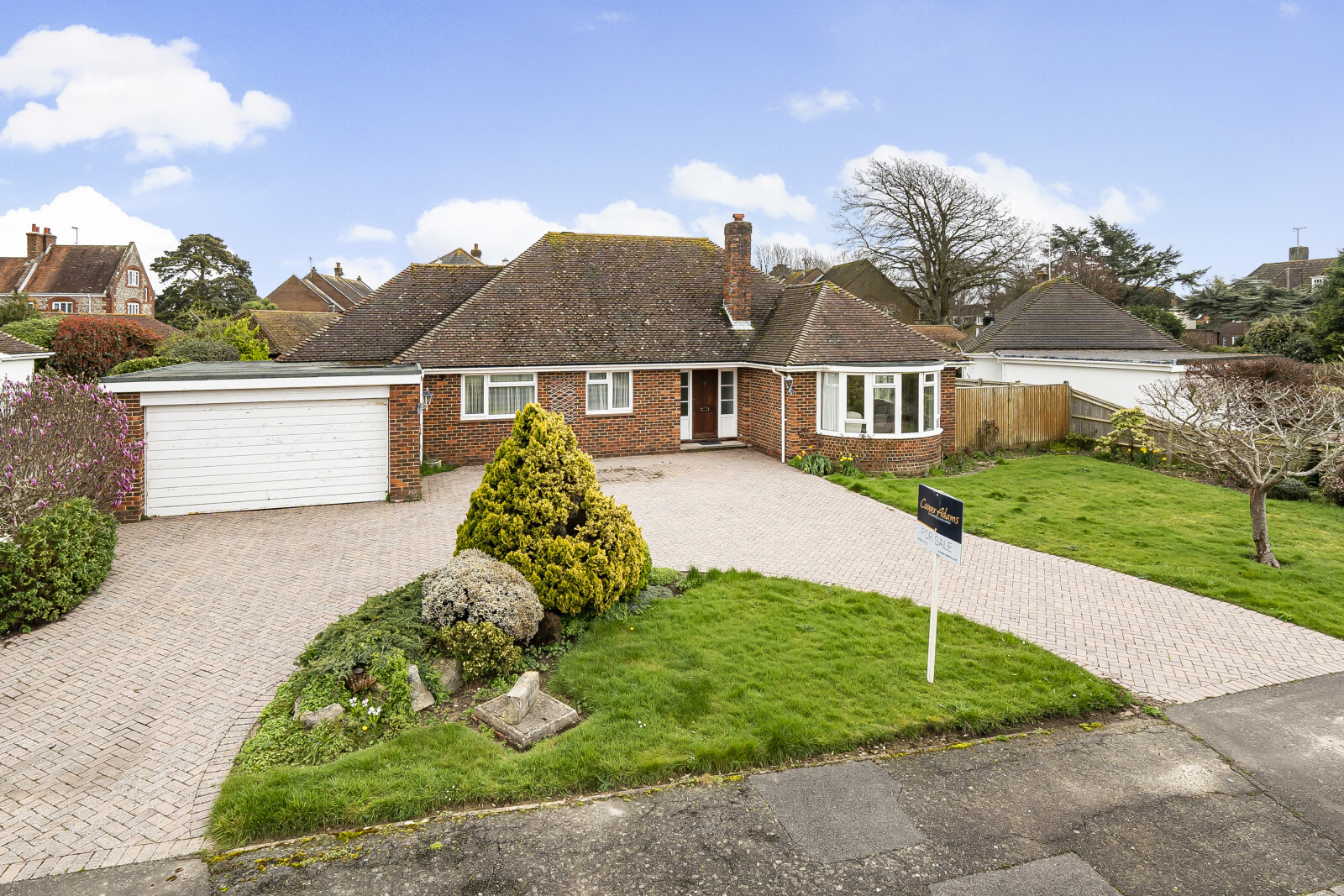 3 bed bungalow for sale in Sea Lane Close, East Preston  - Property Image 1