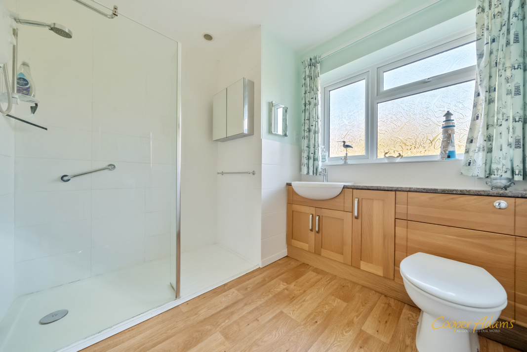 3 bed bungalow for sale in Seawaves Close, East Preston  - Property Image 7