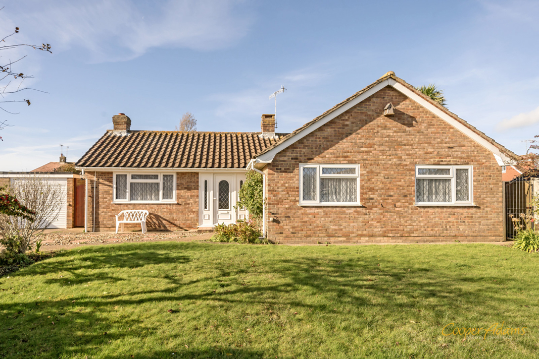 3 bed bungalow for sale in Seawaves Close, East Preston  - Property Image 14