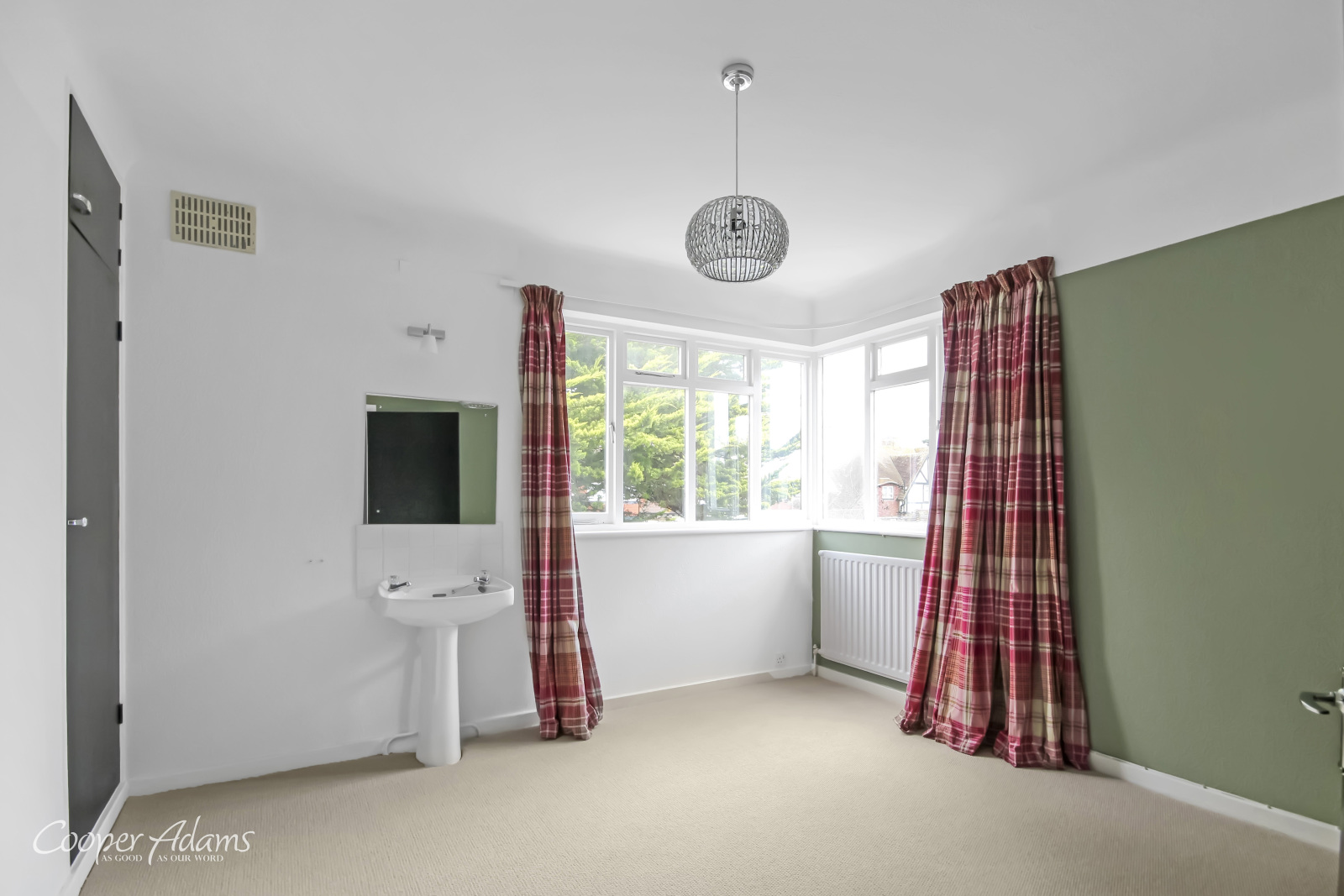 5 bed house to rent in Sea Avenue, Rustington  - Property Image 9