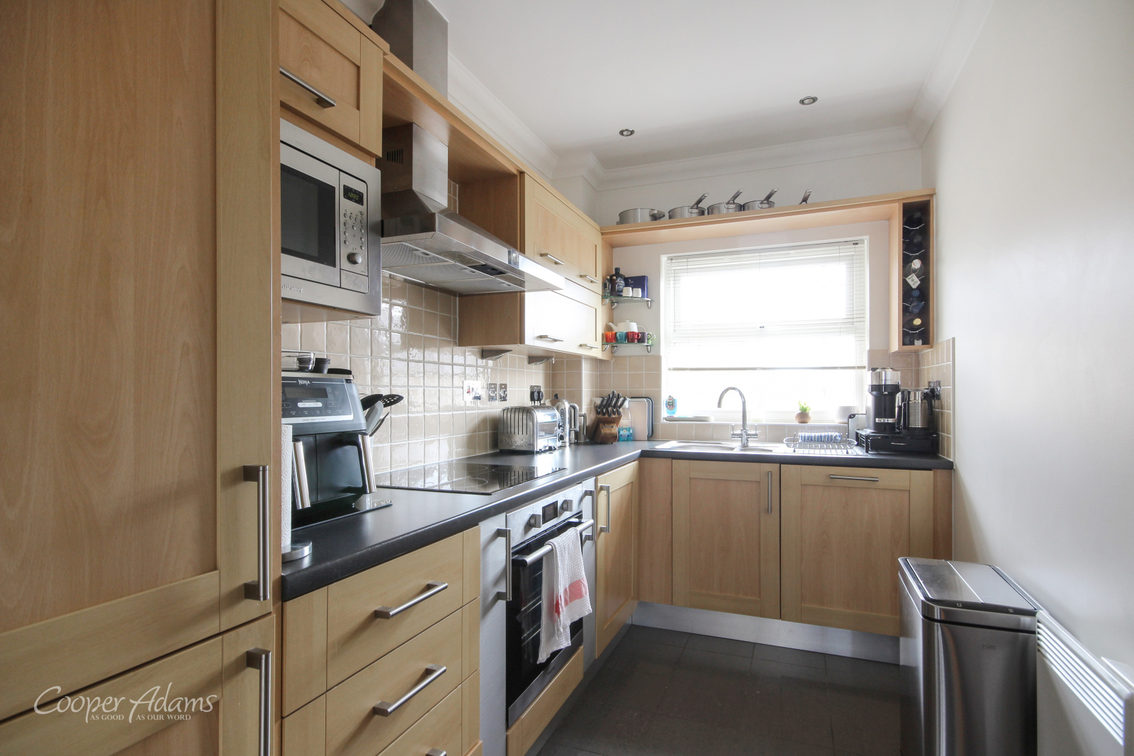 2 bed apartment to rent in Aegean House Harsfold Close, Rustington  - Property Image 2