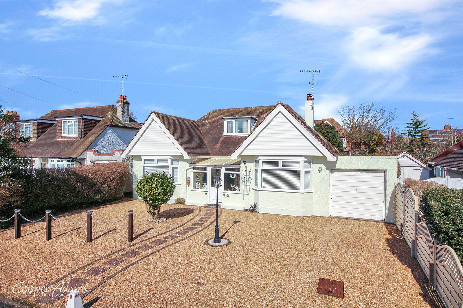 3 bed bungalow for sale in Cudlow Avenue, Rustington  - Property Image 1