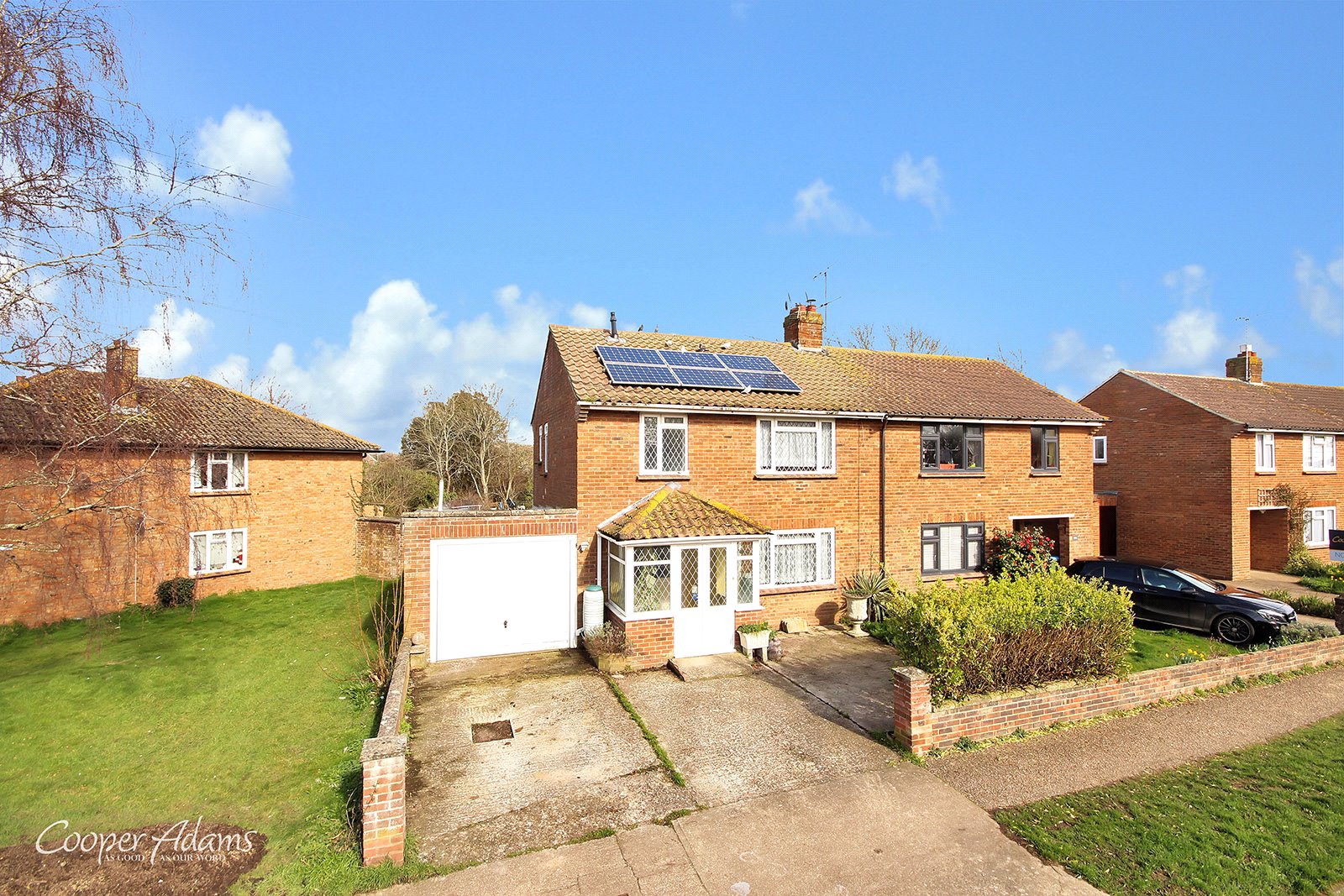 3 bed house for sale in Eastcourt Way, Rustington  - Property Image 1