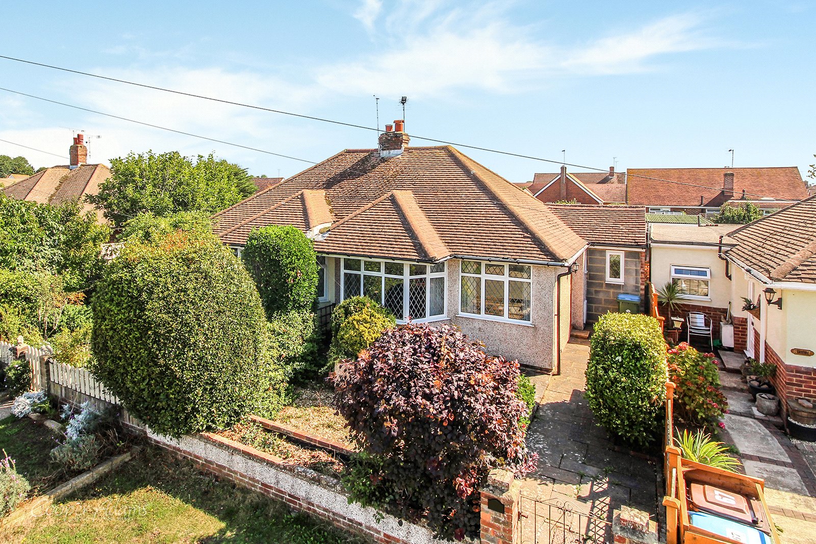 2 bed bungalow for sale in Chaucer Avenue, Rustington - Property Image 1