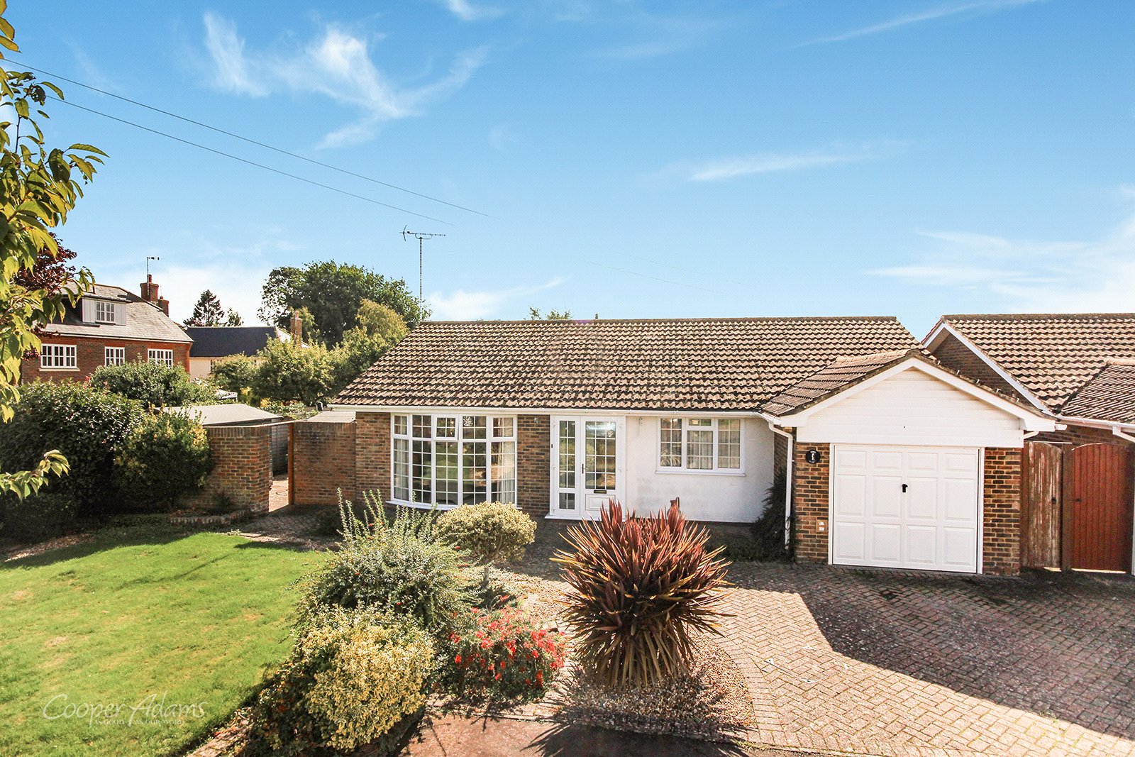 2 bed bungalow for sale in Tithe Green, Rustington 0
