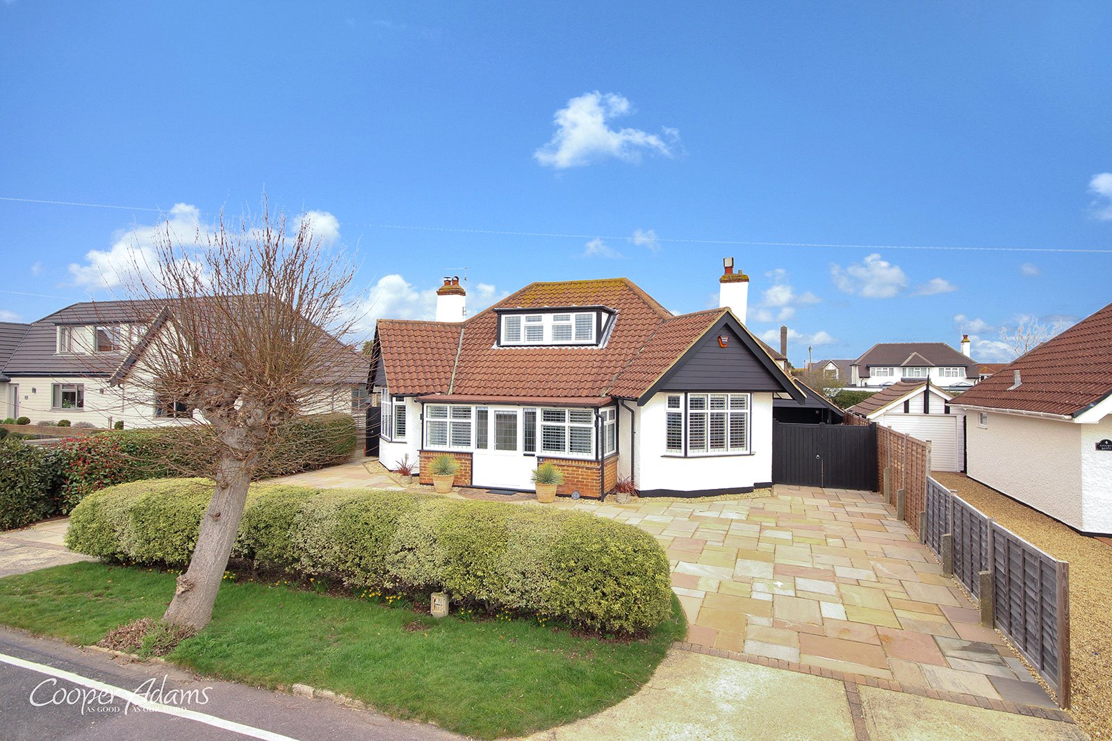 3 bed bungalow for sale in Knightscroft Avenue, Rustington  - Property Image 1