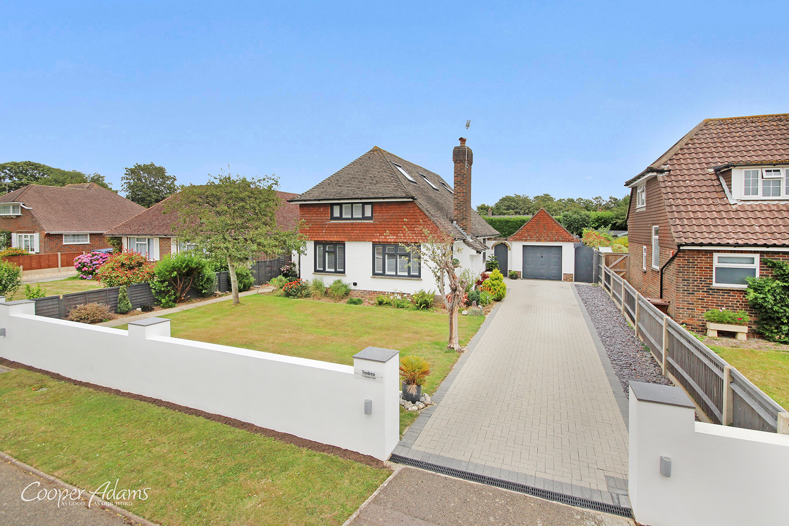 3 bed house for sale in Ruston Park, Rustington 0