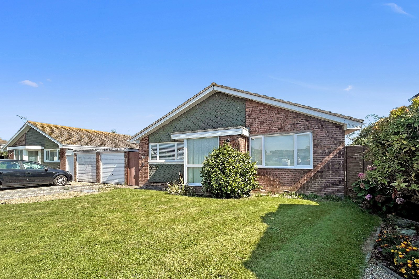 3 bed bungalow for sale in Lundy Close, Littlehampton  - Property Image 1