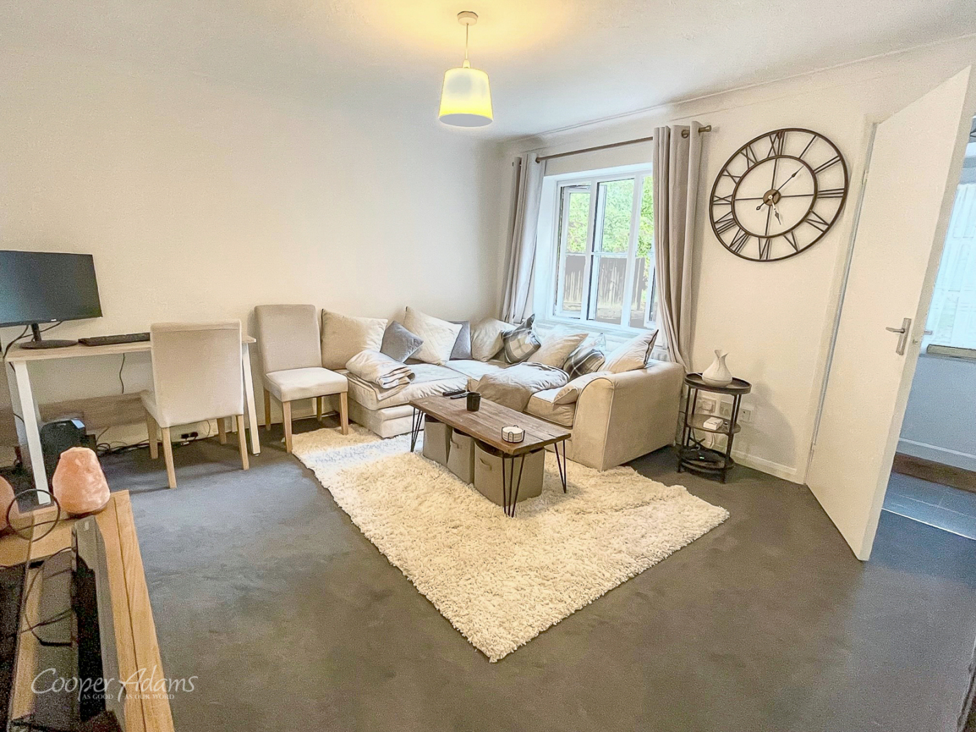 1 bed maisonette for sale in Fishers Court, Horsham  - Property Image 3