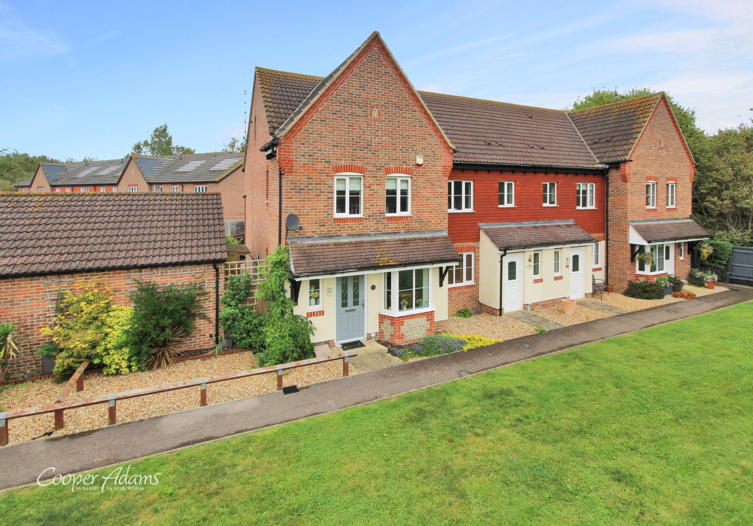 4 bed house for sale  - Property Image 1