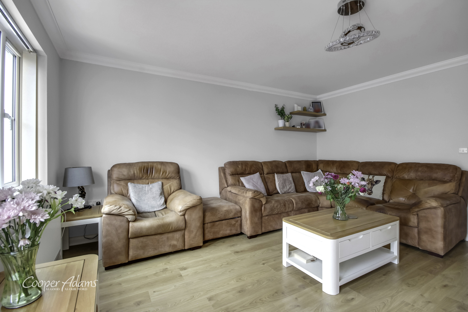 4 bed house for sale  - Property Image 5