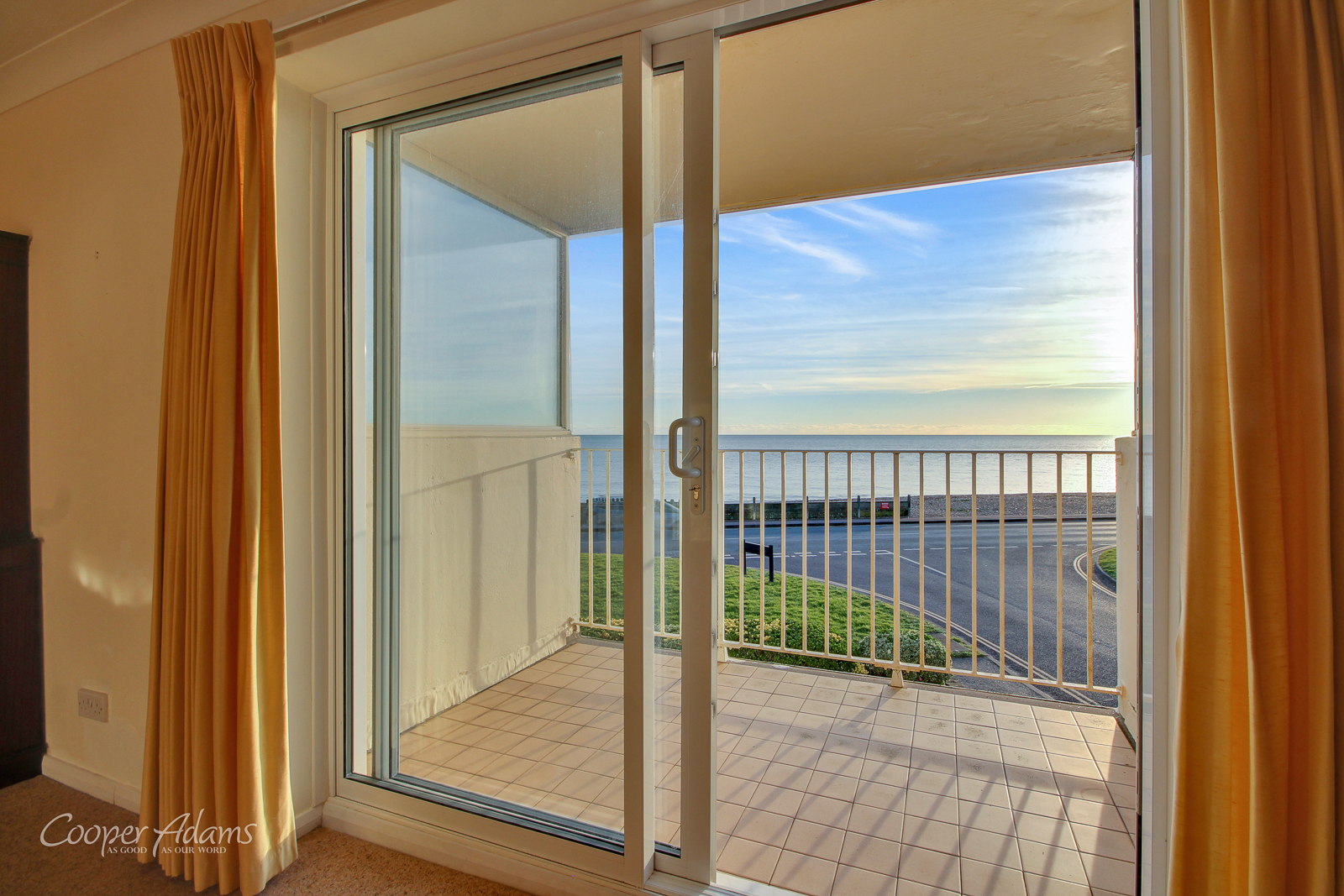 2 bed apartment for sale in Marama Gardens, Rustington  - Property Image 7