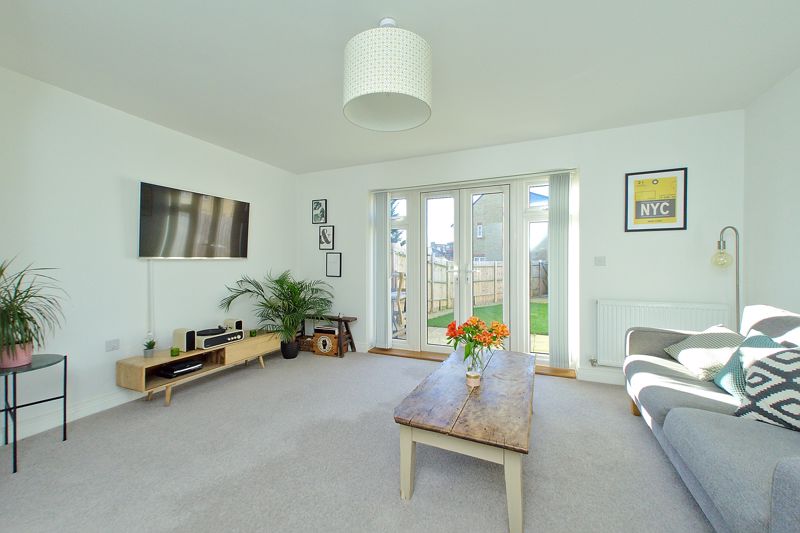 2 bed house for sale in Longacres Way, Chichester 0