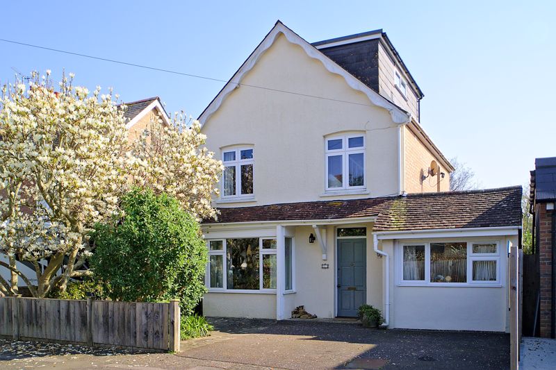 3 bed house for sale in Tregarth Road, Chichester  - Property Image 1