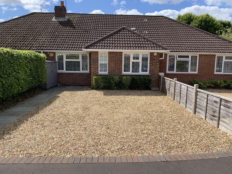 2 bed bungalow for sale in Ettrick Close, Chichester 0