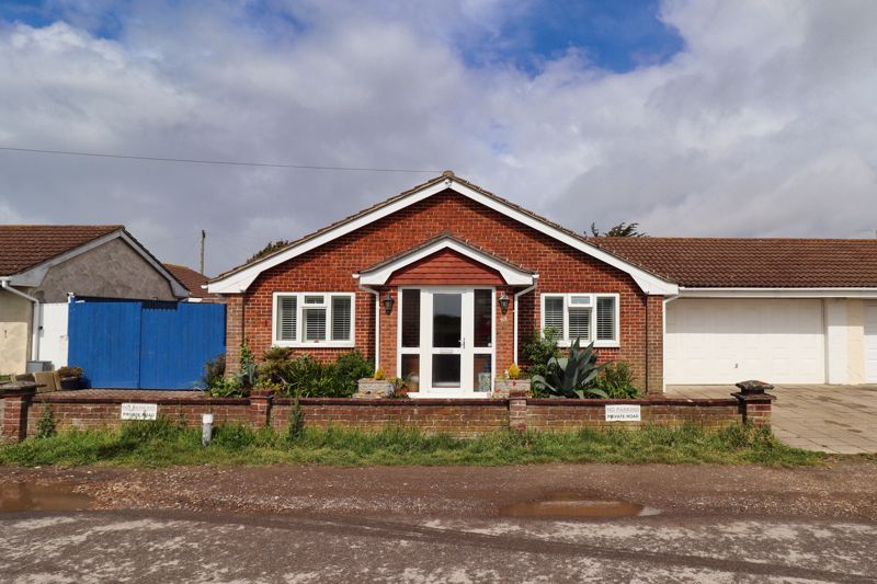 3 bed bungalow for sale in West Front Road, Bognor Regis  - Property Image 1
