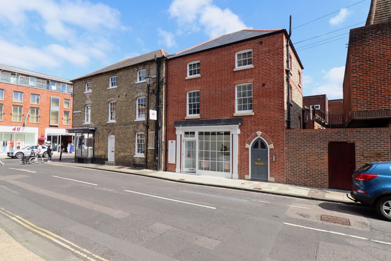 2 bed flat for sale in St Johns Street , Chichester 0