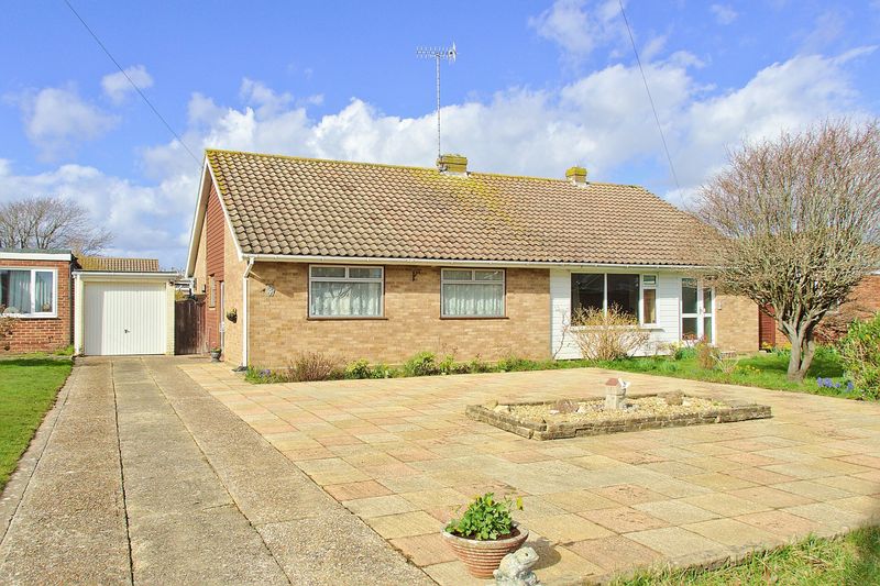 2 bed bungalow for sale in Nuffield Close, Bognor Regis - Property Image 1