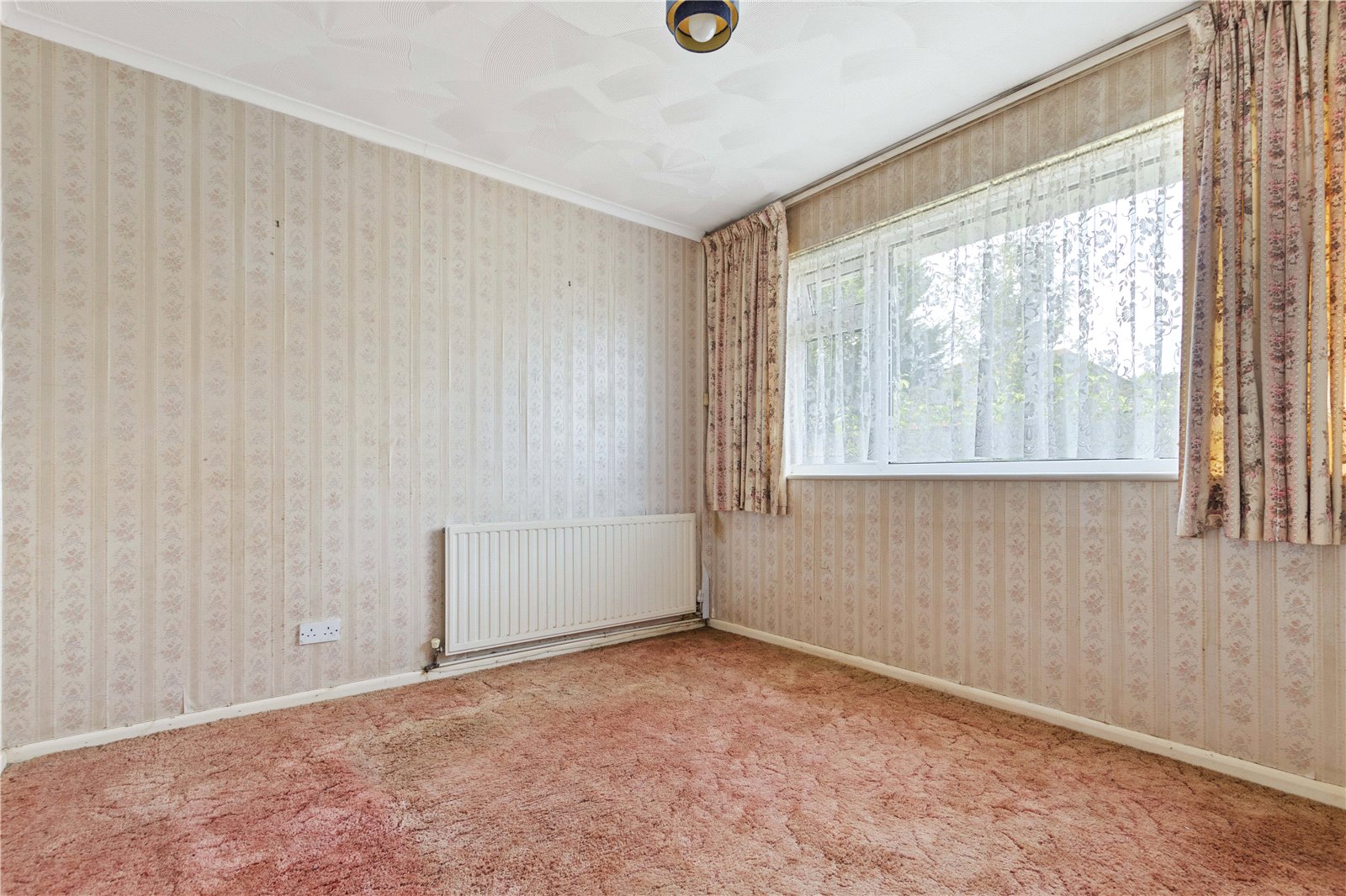2 bed bungalow for sale in Stonehill Crescent, Rose Green  - Property Image 4