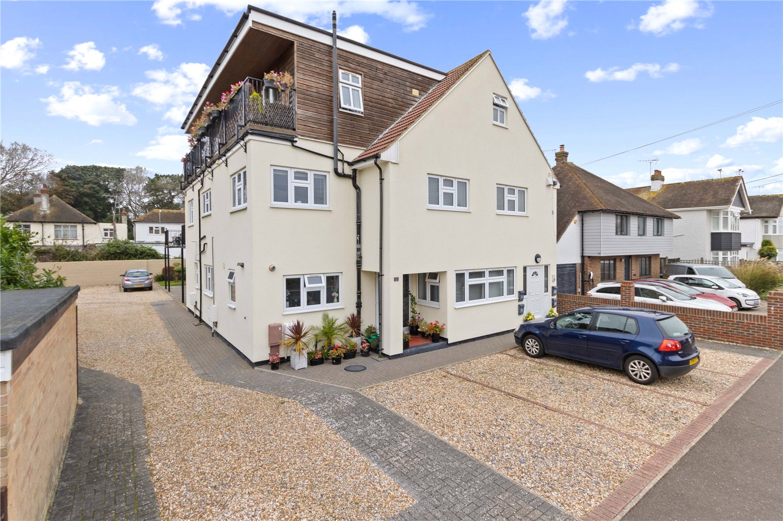 2 bed apartment for sale in Selsey Avenue, Aldwick  - Property Image 1