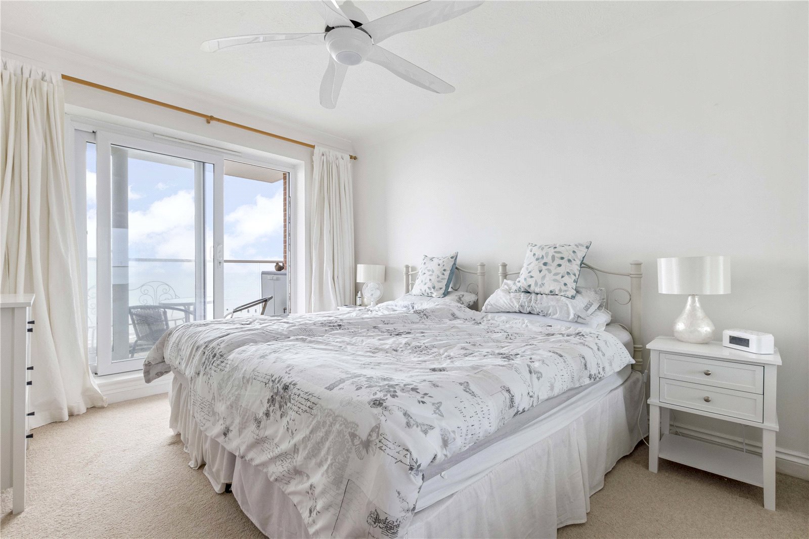 1 bed apartment for sale in Rock Gardens, Bognor Regis  - Property Image 4