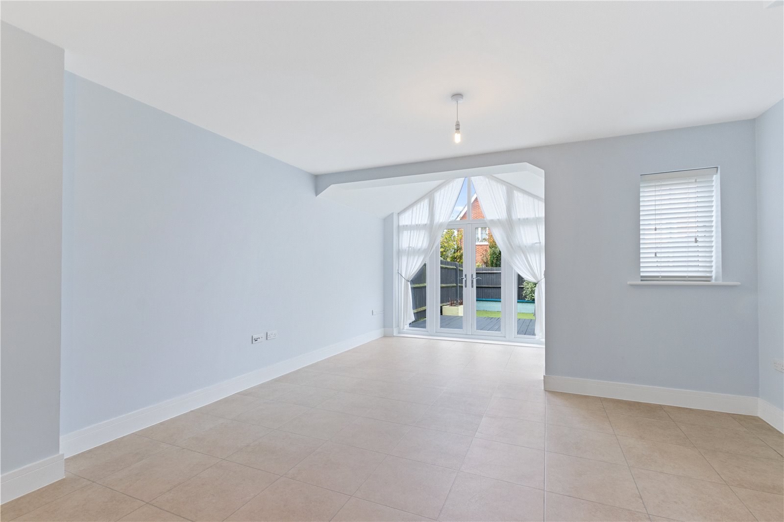 3 bed house for sale in The Boulevard, Bognor Regis  - Property Image 2