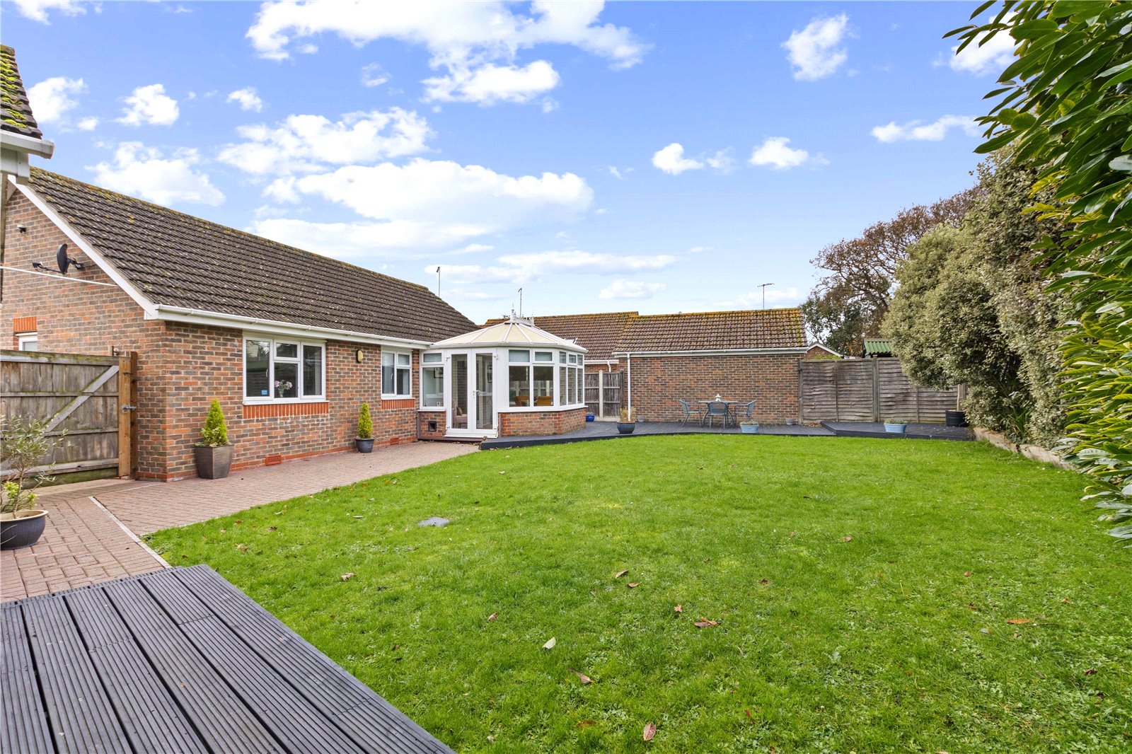 3 bed bungalow for sale in Willowbrook, Middleton On Sea  - Property Image 10