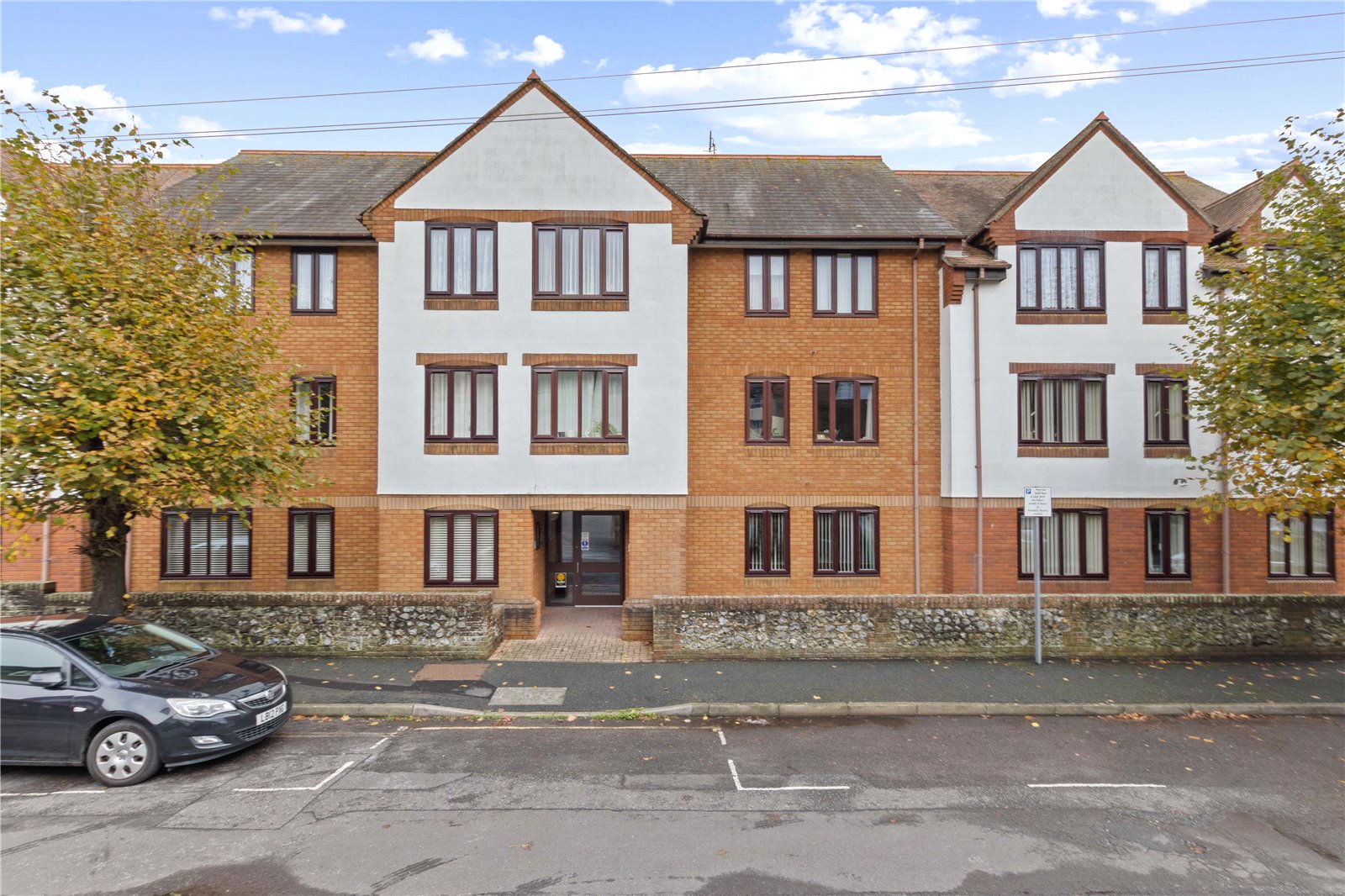 1 bed apartment for sale in Campbell Road, Bognor Regis - Property Image 1