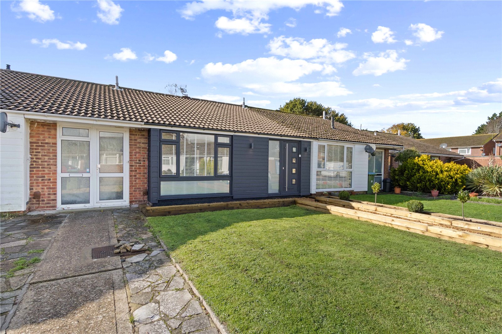 2 bed bungalow for sale in Markfield, North Bersted  - Property Image 19