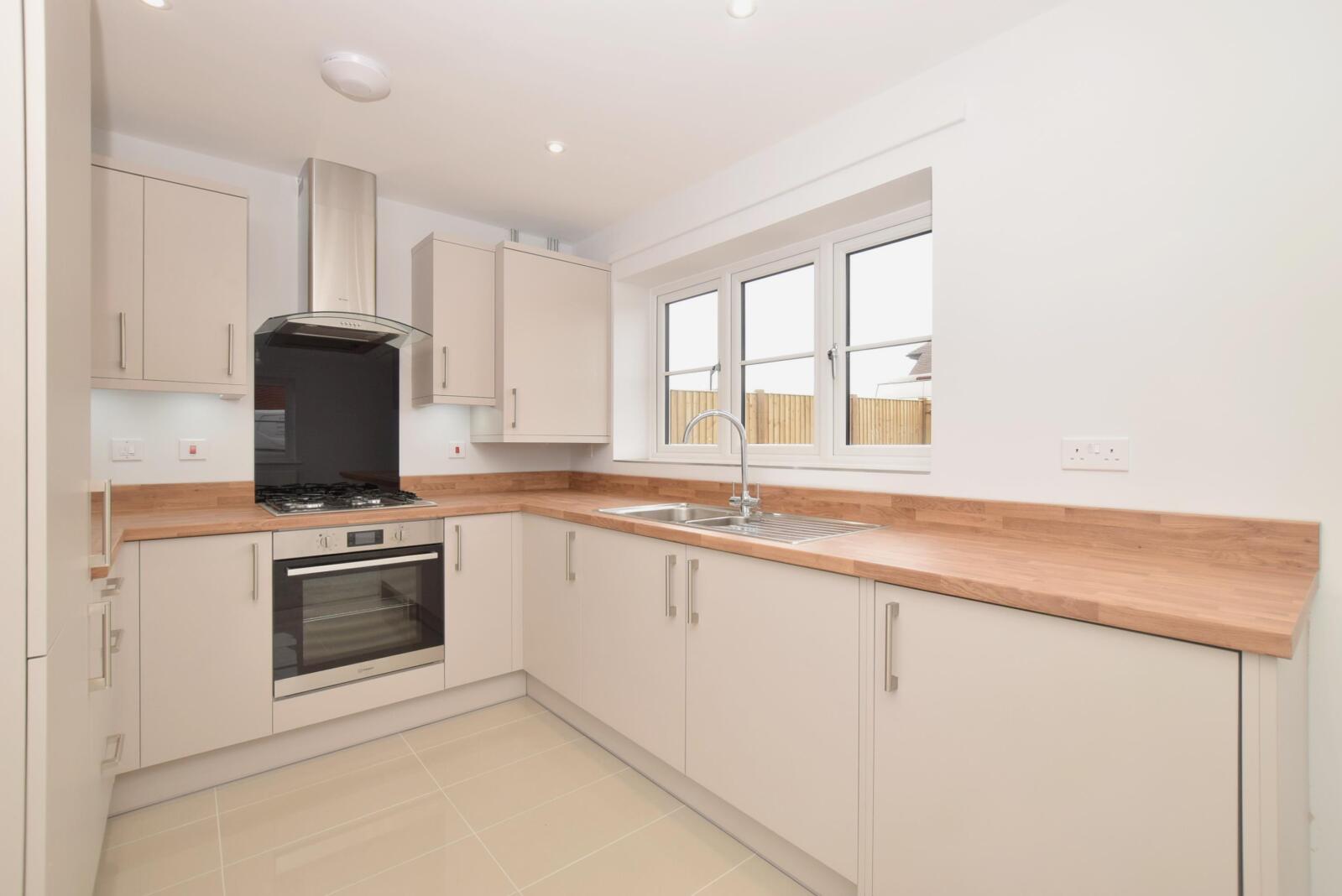 2 bed house for sale in Barnham Road, Eastergate  - Property Image 5