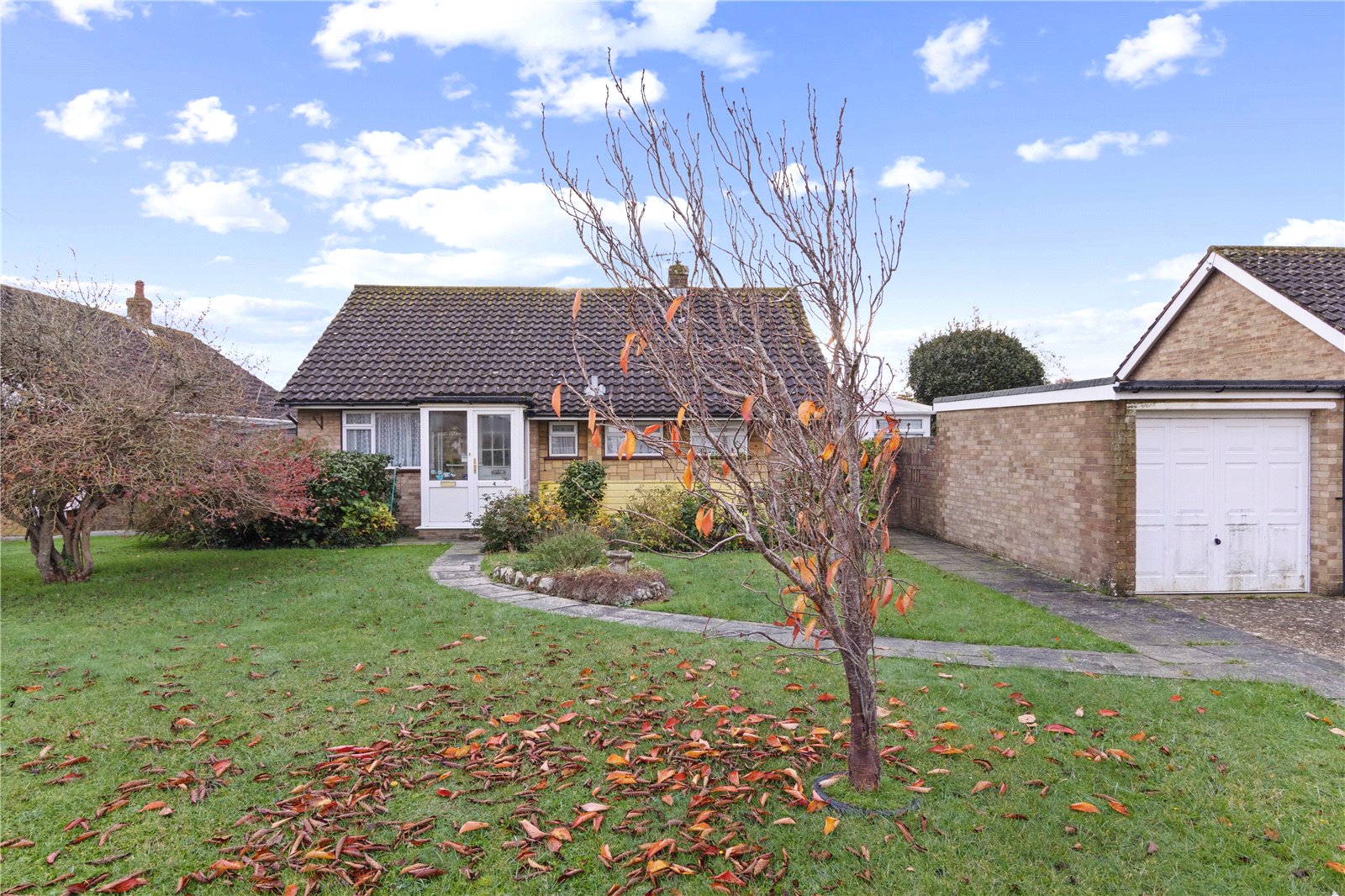 2 bed bungalow for sale in Hughes Close, West Meads  - Property Image 16
