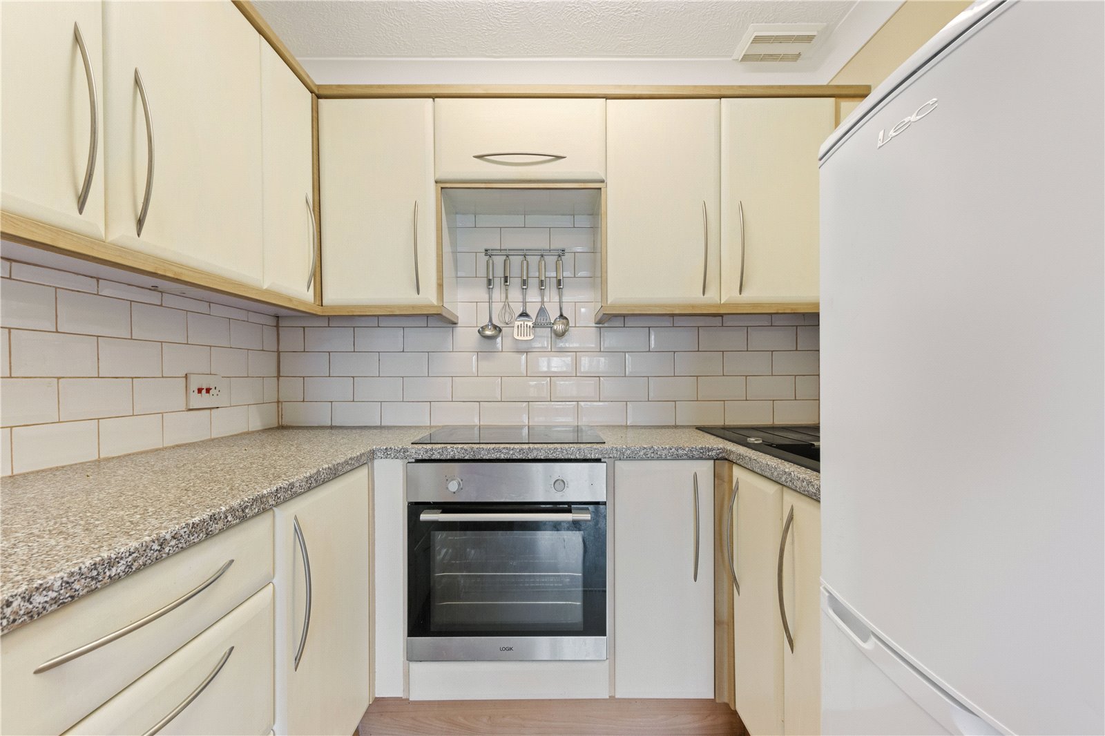 1 bed apartment for sale in Nyetimber Lane, Pagham  - Property Image 3
