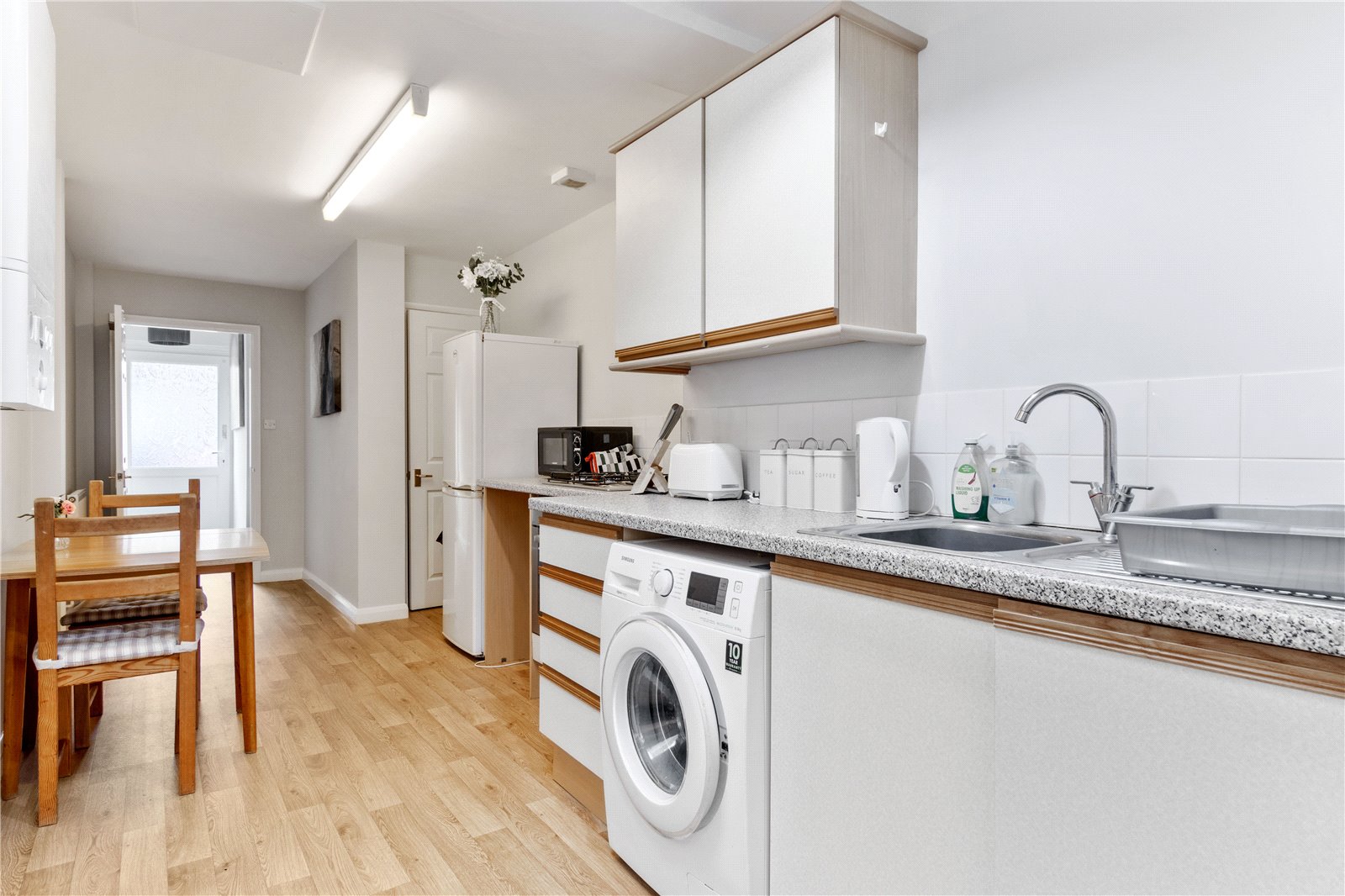 1 bed apartment for sale in Merchant Street, Bognor Regis  - Property Image 5